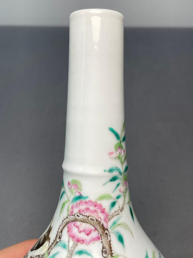 清光绪 粉彩花鸟纹胆瓶 - 图3