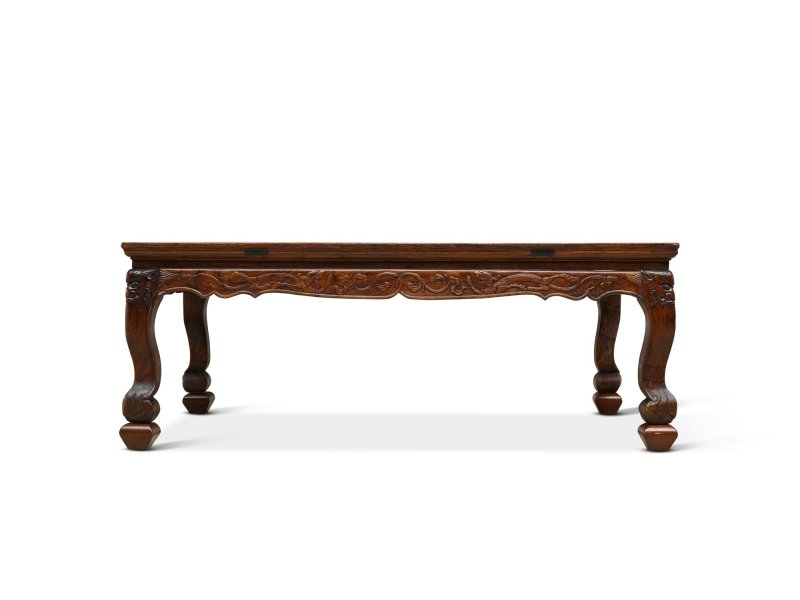 A rare huanghuali kang table, 17th century | 十七世紀　黃花梨螭龍紋炕桌 - 图1