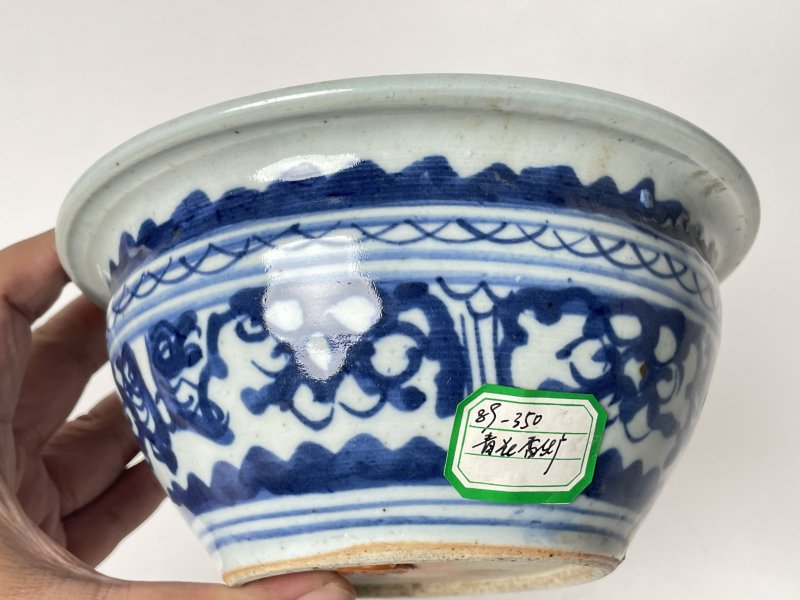 清 缠枝花卉纹香炉 - 图2