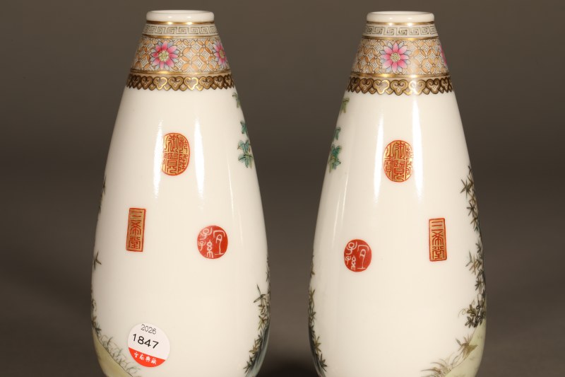 粉彩描金花鸟玉米瓶 - 图7