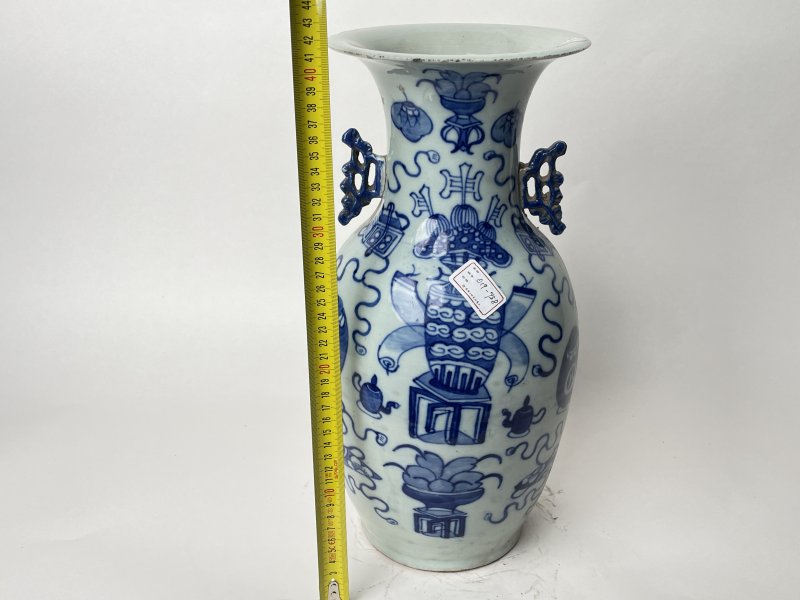 清 150件青花杂宝纹双耳瓶 - 图10
