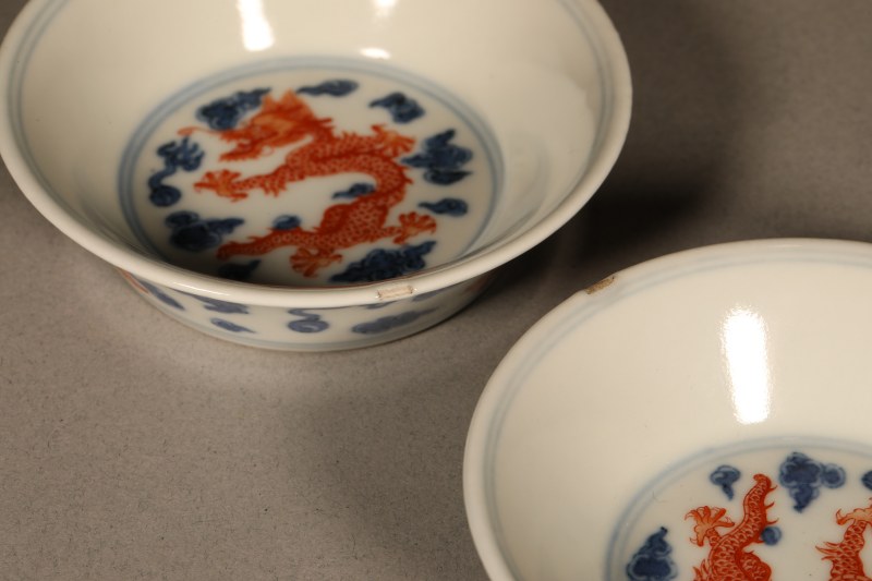 清 青花矾红云龙纹碟 - 图5