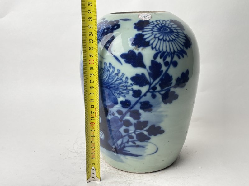 清 青花蝶恋花花卉纹罐 - 图7