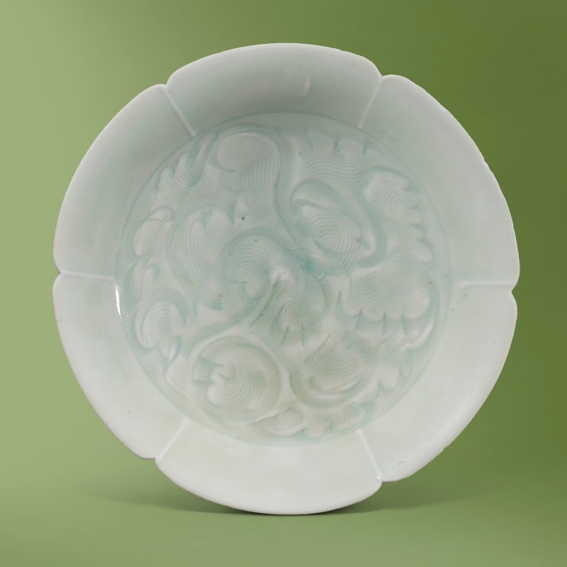 A QINGBAI CARVED FLORIFORM DISH  CHINA, SOUTHERN SONG DYNASTY (1127-1279) - 图1