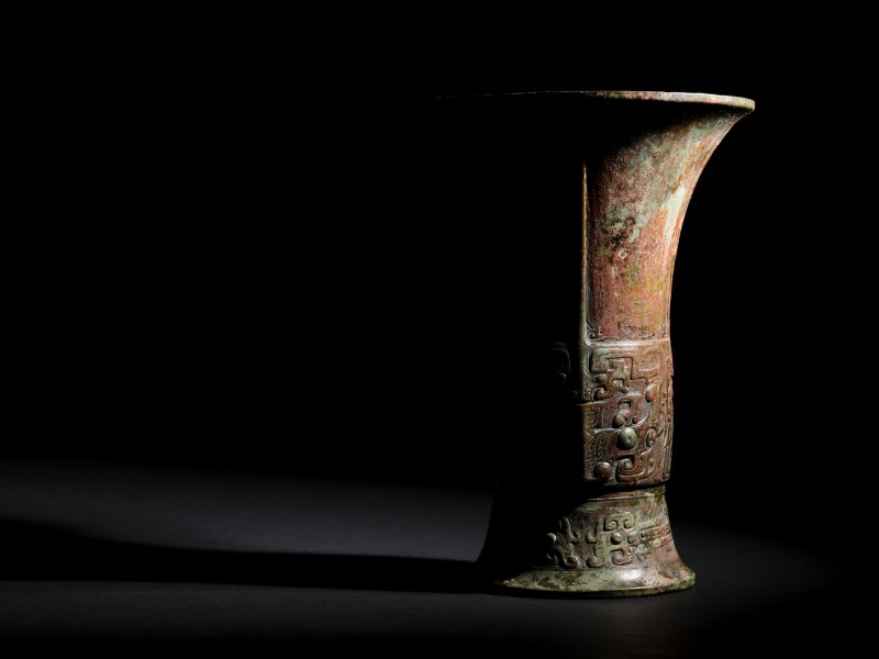 The Xi Zun, a highly important documentary royal archaic bronze ritual wine vessel, Late Shang dynasty, Yinxu period IV, likely the reign of Di Xin (c. 1075–1046 BCE), the last king of the Shang dynasty, with a thirty-six-character inscription recording a ritual wine-offering banquet held on the 22nd day of the 6th month in the year corresponding to 1051 BCE | 商末 殷墟四期 或帝辛世（公元前約1075年-前約1046年）隰尊 三十六字銘文推斷為記載或於公元前1051年六月二十二日所行饗酒之禮 - 图4