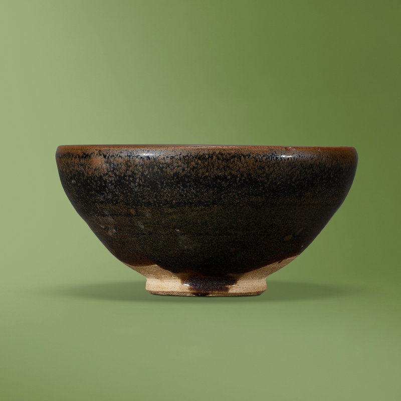 A CIZHOU-TYPE RUSSET 'OIL-SPOT' BROWNISH-BLACK-GLAZED BUBBLE BOWL  CHINA, JIN DYNASTY (1127-1279) - 图1