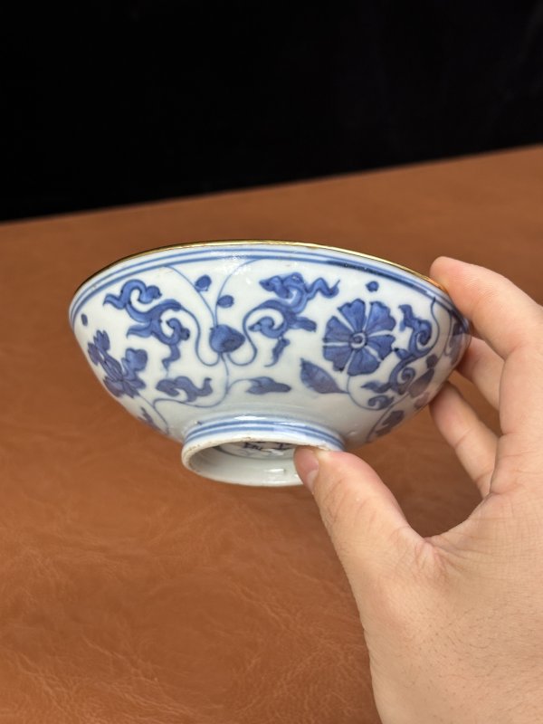 清康熙 青花缠枝花卉茶园 - 图5