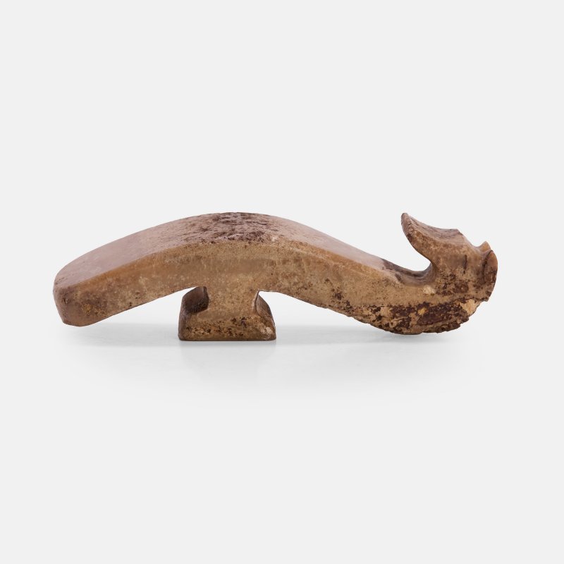 战国 玉龙纹带钩 | A Chinese jade belt hook Warring States period (475-221 BCE), of typical form - 图3