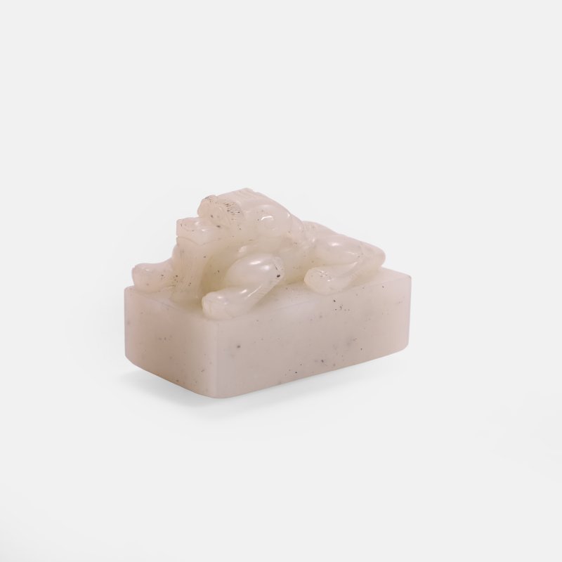 印文：嘉禄 | A Chinese jade seal Ming dynasty (1368-1644), the top carved with a chilong lying on its stomach - 图2