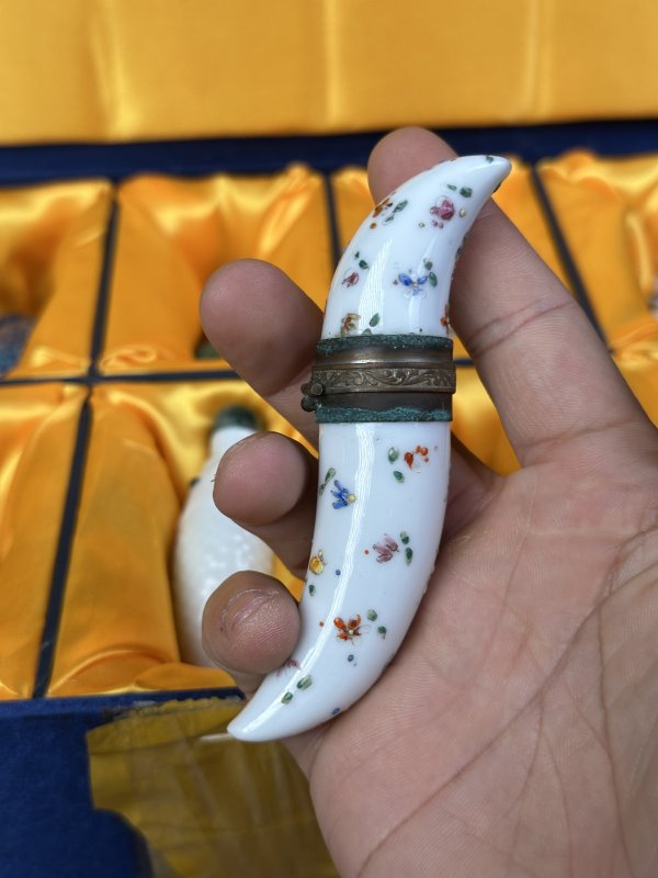清  各式鼻烟壶十只 - 图23