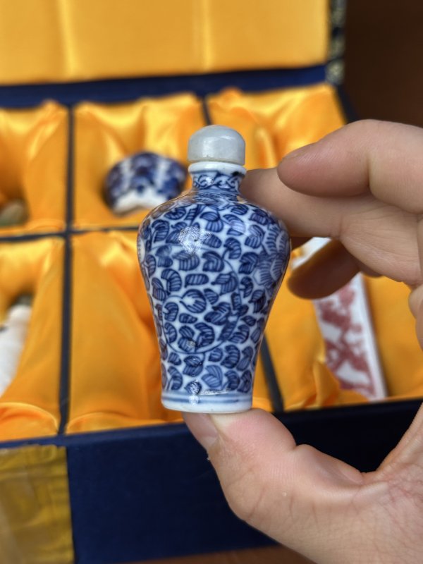清  各式鼻烟壶十只 - 图18