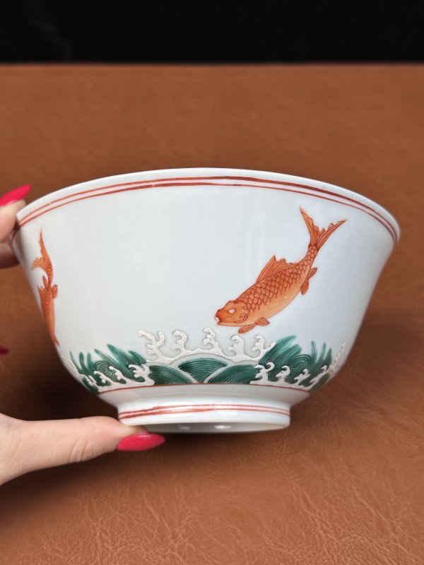 清康熙 五彩矾红描金鲤鱼纹碗 - 图7