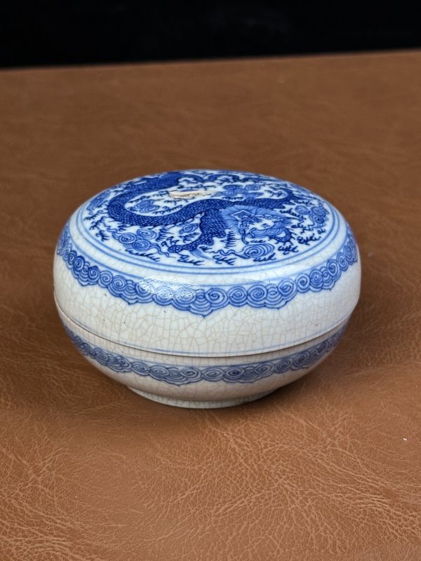 清早期 浆胎龙纹印尼盒 - 图2