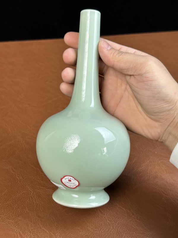 清雍正 粉青釉纸槌瓶 - 图8