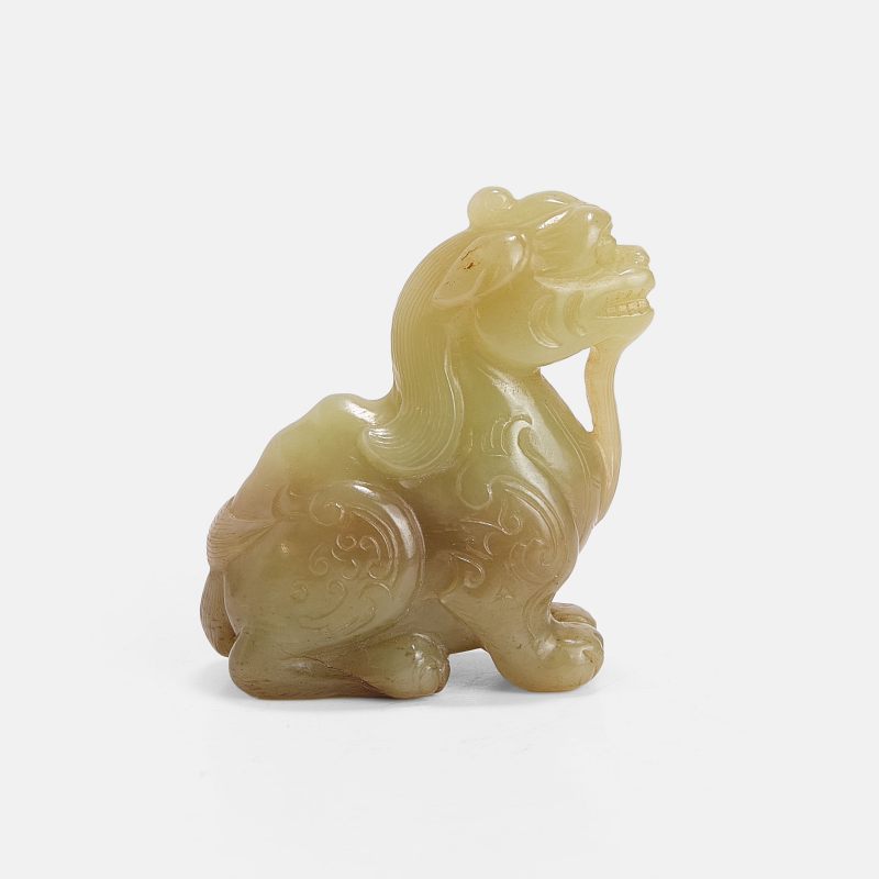明 黄玉麒麟把件 | A Chinese jade carving Ming dynasty (1368-1644), of a qilin - 图3