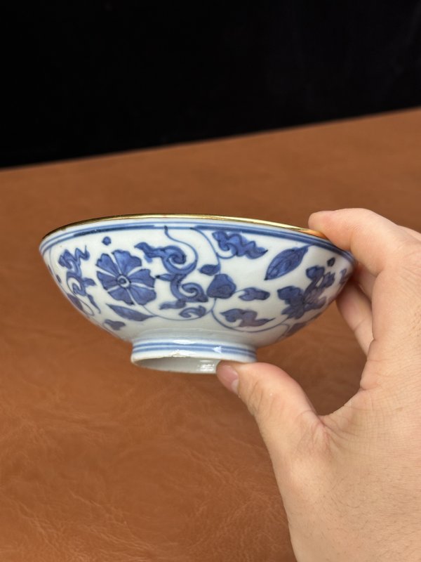 清康熙 青花缠枝花卉茶园 - 图6
