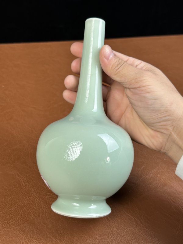 清雍正 粉青釉纸槌瓶 - 图9