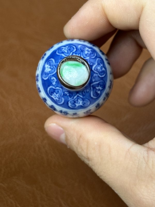 清中期  青花釉里红鼻烟壶两只 - 图15