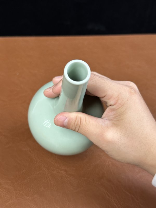 清雍正 粉青釉纸槌瓶 - 图10