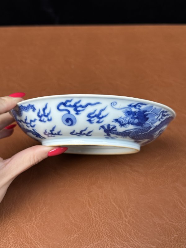 清乾隆 青花云龙纹盘 - 图12