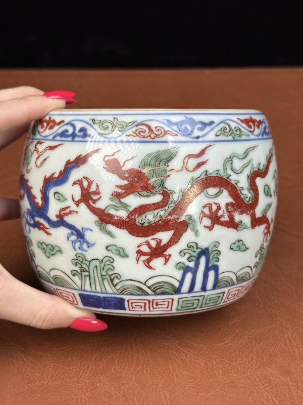 明万历  青花五彩云龙纹蟋蟀罐 - 图8