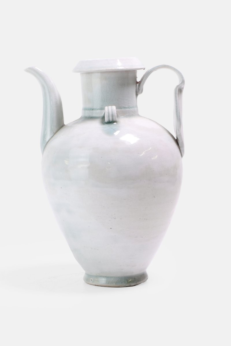 南宋 青白釉执壶 | A Chinese qingbai-glazed ewer Southern Song dynasty (1127-1279), the tapering body rising to a cylindrical neck and a lipped rim - 图3