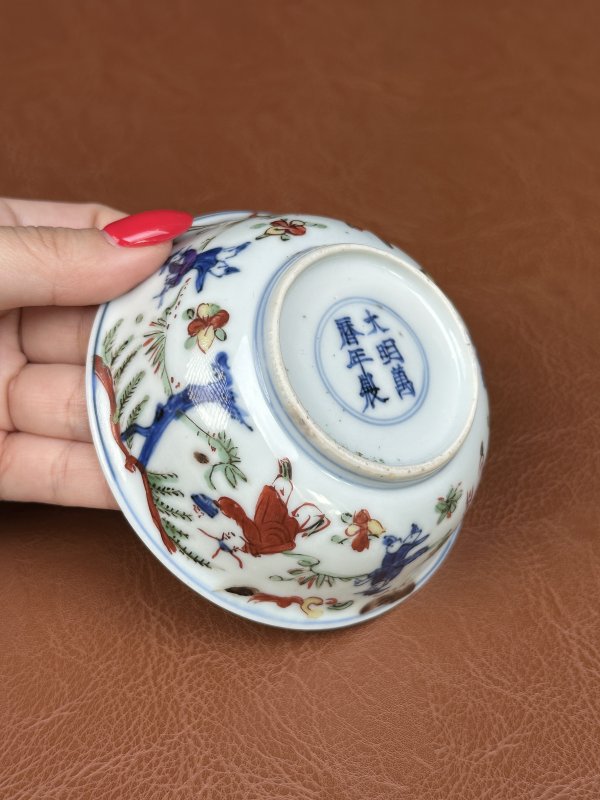 明万历 青花五彩人物故事图龙纹盏 - 图15