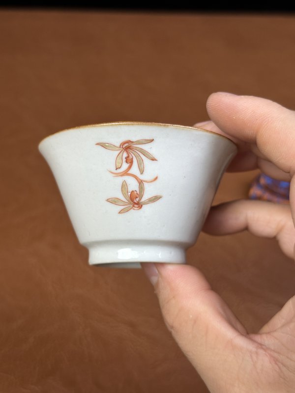 清早期 矾红描金花卉纹杯一对 - 图11