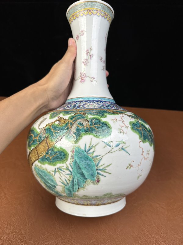 清晚期 粉彩喜上眉梢图赏瓶 - 图7