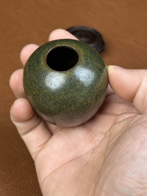 清乾隆 茶叶末水盂 - 图9