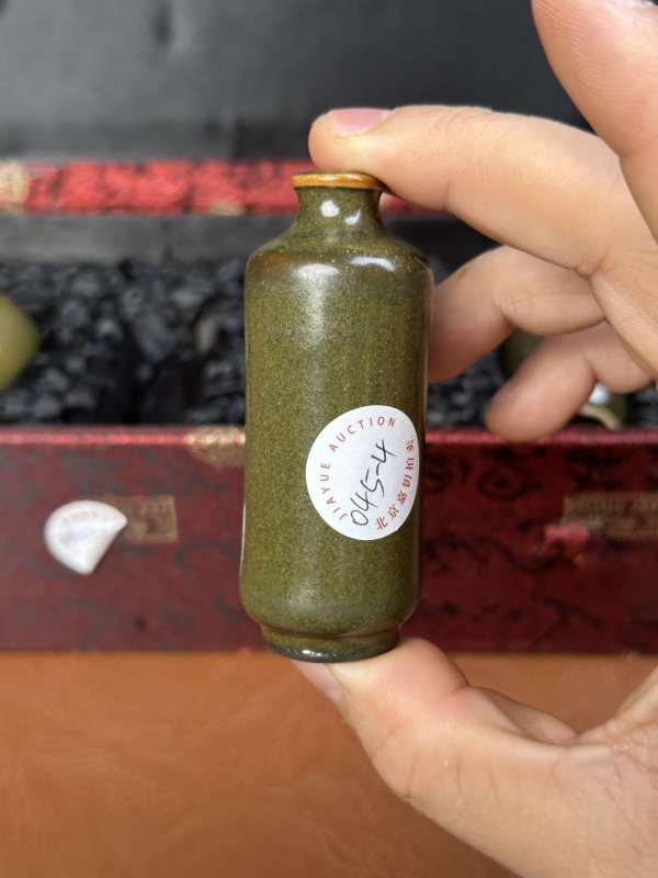 清中期  茶叶末鼻烟壶四只 - 图8