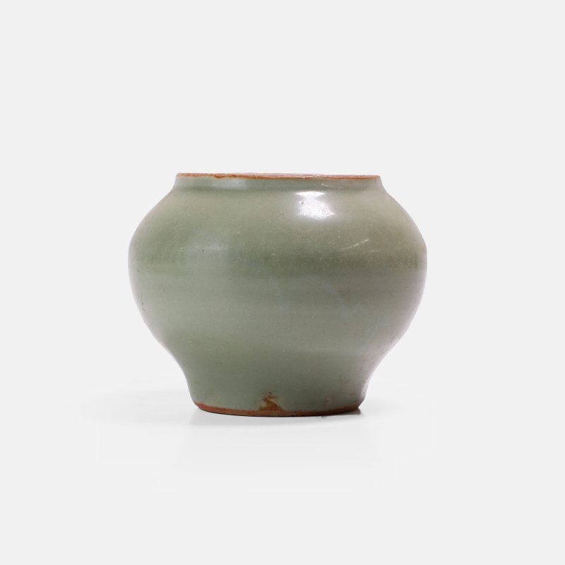 明 龙泉青釉小罐 | A Chinese Longquan celadon-glazed jar Ming dynasty (1368-1644), of ovoid form - 图3