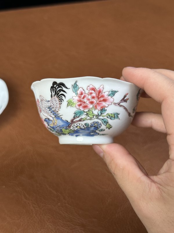 清雍正 粉彩官上加官杯碟套 - 图7