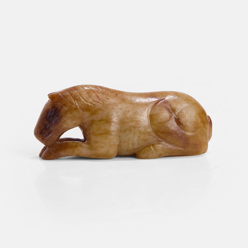 宋 玉马把件 | A Chinese jade carving Song dynasty (960-1279), of a recumbent horse