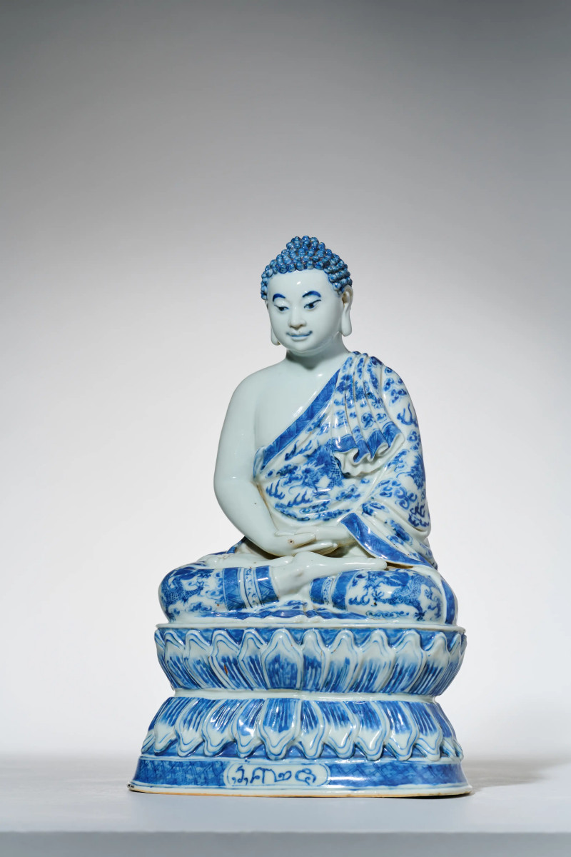 清 青花释迦牟尼佛坐像 - 图6