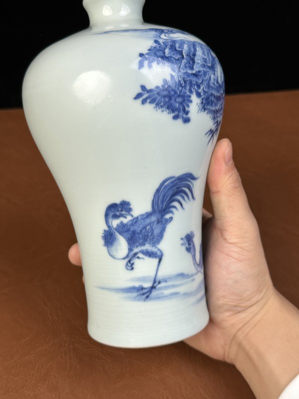 清雍正 青花山石三公图梅瓶 - 图3