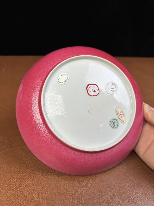清雍正  外胭脂红内广珐琅仕女婴戏图盘 - 图10