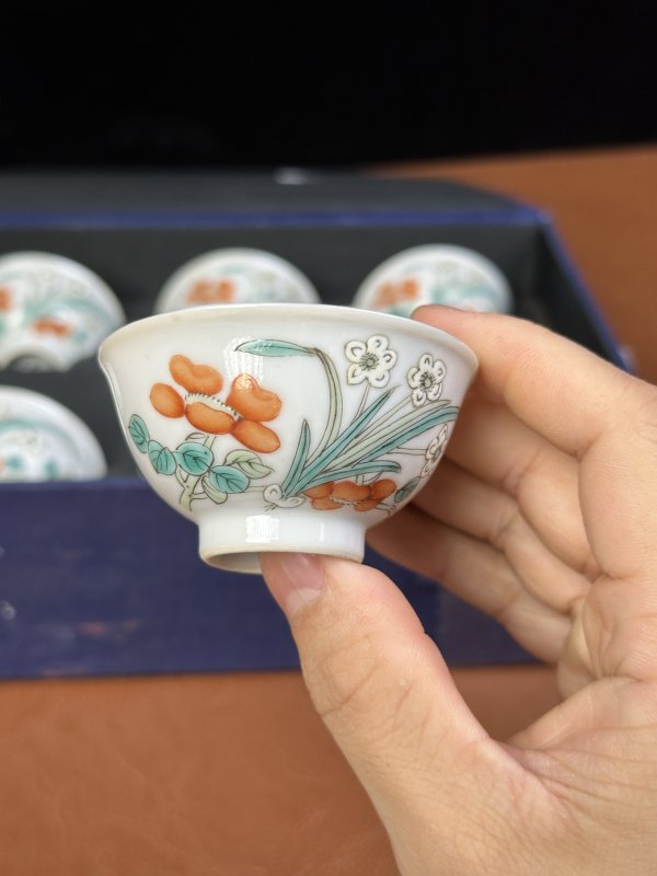 清晚期 粉彩花卉纹杯一套 - 图3