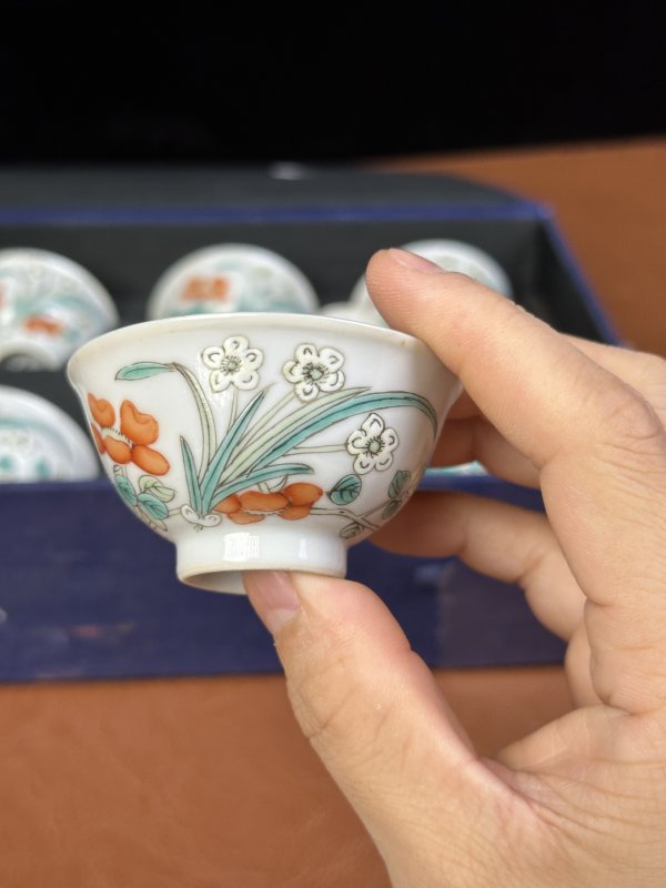 清晚期 粉彩花卉纹杯一套 - 图4