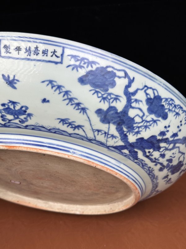 明嘉靖  青花折枝花卉大盘 - 图15