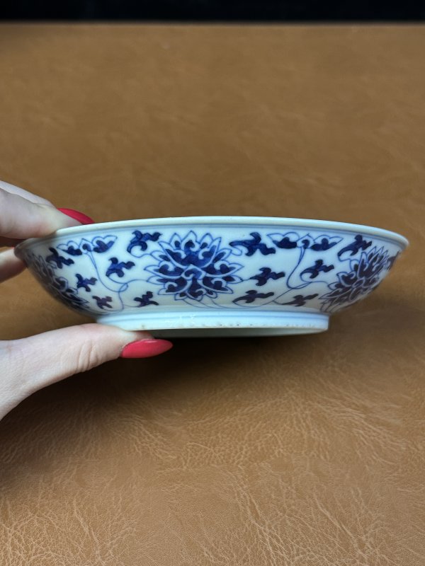 清咸丰 青花缠枝莲纹盘 - 图8