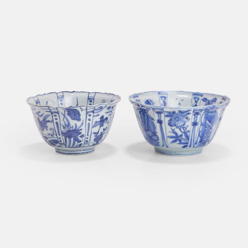 明万历 青花克拉克式花鸟图花口碗 一组两件 | Two Chinese Kraak blue and white 'crowcup' bowls Wanli (1573-1620), each of lobed form - 图3