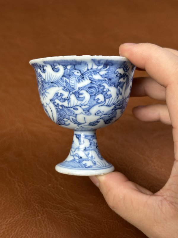 明万历 青花留白海水瑞兽杯 - 图6