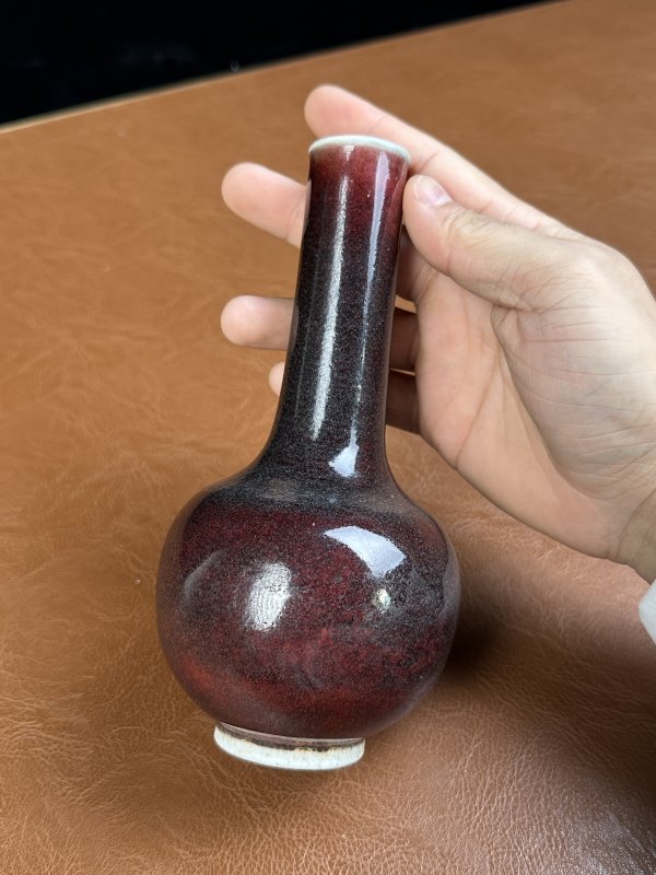 清康熙 郎窑红釉长颈瓶 - 图4