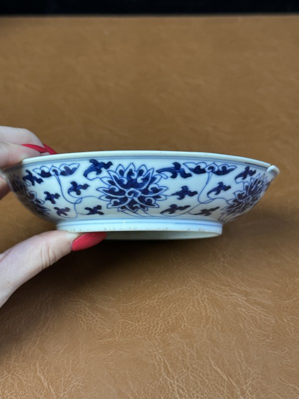 清咸丰 青花缠枝莲纹盘 - 图9