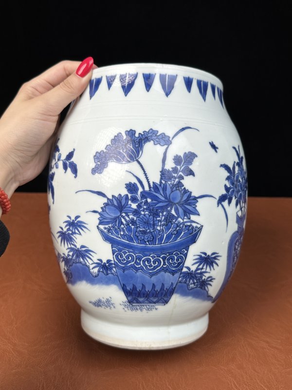 明崇祯 青花博古花卉纹莲子罐 - 图10