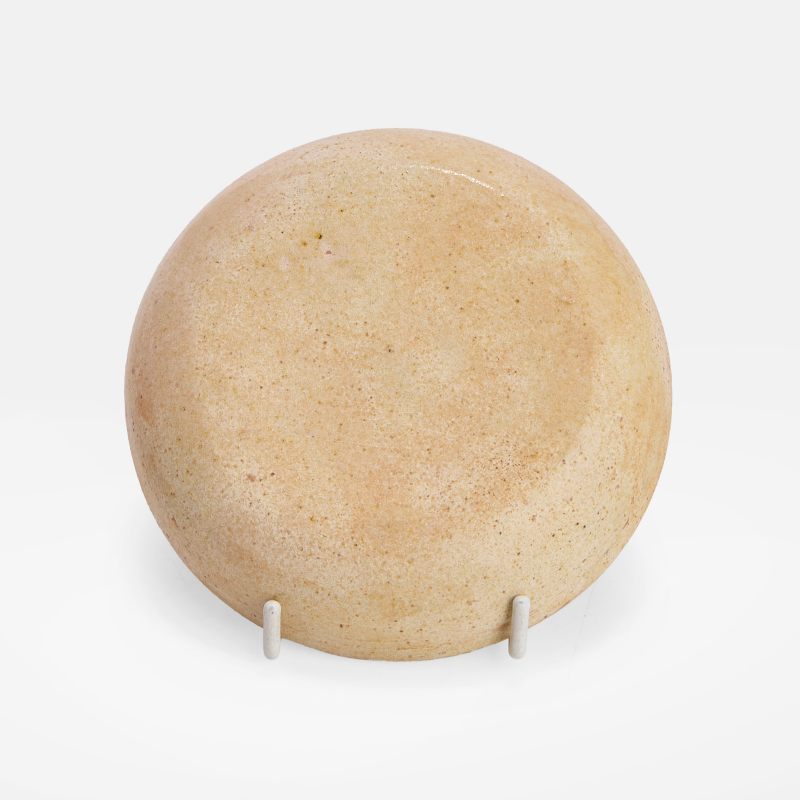 唐 三彩牡丹纹碟 | A Chinese sancai-glazed dish Tang dynasty (618-907), the shallow bowl covered with an opaque glaze
