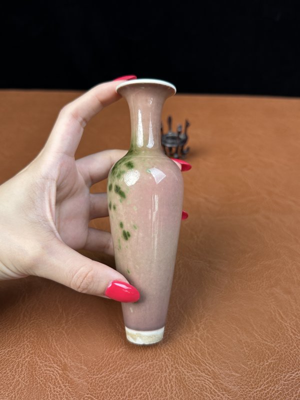 清康熙 豇豆红釉柳叶瓶 - 图8