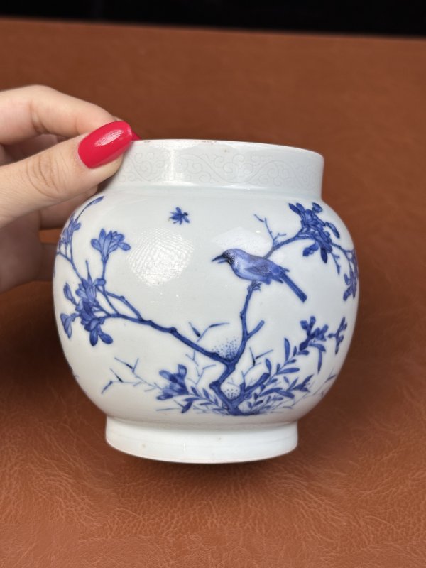 明崇祯  青花英英玉立飞黄腾达图莲子罐 - 图6