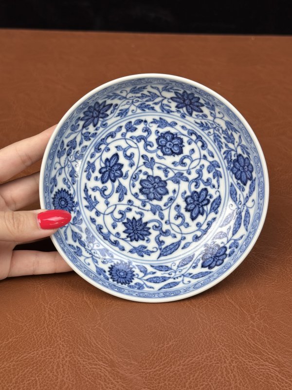 清道光 青花缠枝莲盘 - 图5